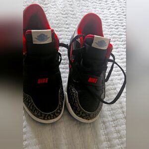 12.5 little kids Jordan's